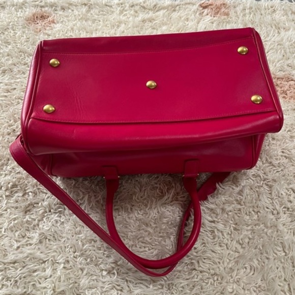 New Authentic Saint Laurent  logo-stamp leather duffle bag - Picture 9 of 13